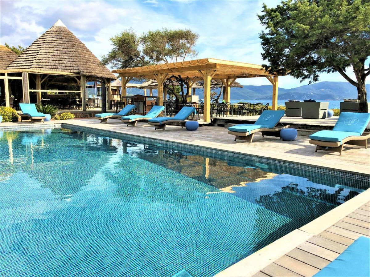 Hotel Le Ruesco Ольмето Экстерьер фото